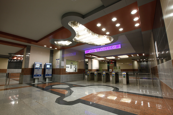 James Bourchier metro station, 3