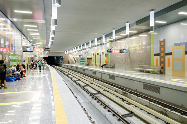 Balan metro station, 10