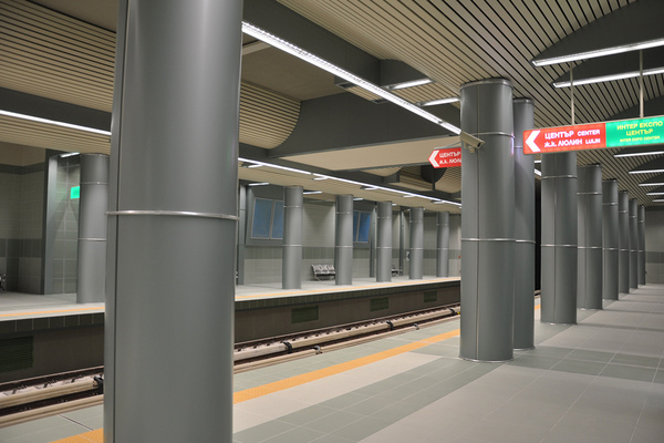 Tsarigradsko Shose metro station, 2