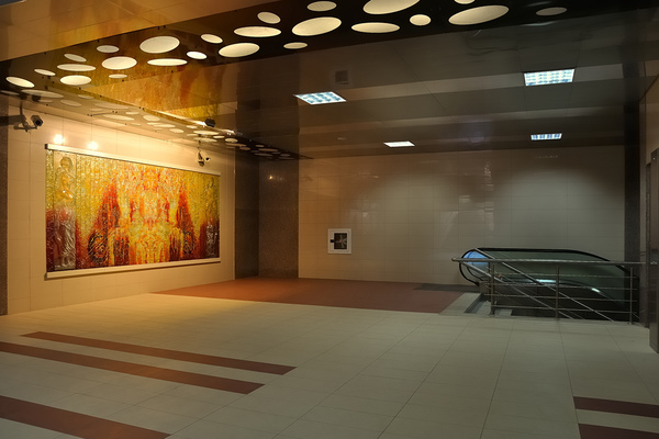 Nadezhda metro station, 1