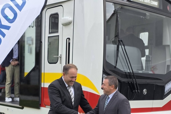 Безопасност, ефективност и повишен  комфорт в новите влакове на Метрополитен ЕАД