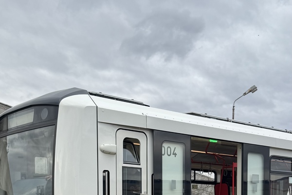 Метрополитен представи първия от новите влакове за столичното метро