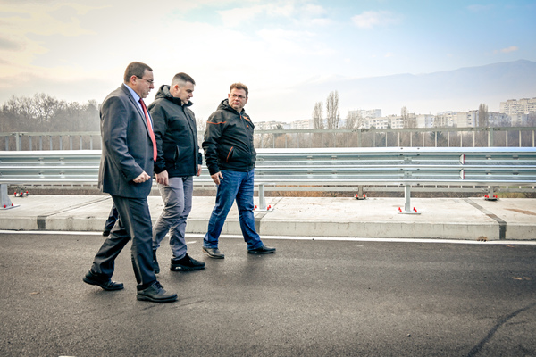 Завършва първият етап от ремонта на моста над река Въртопо в София