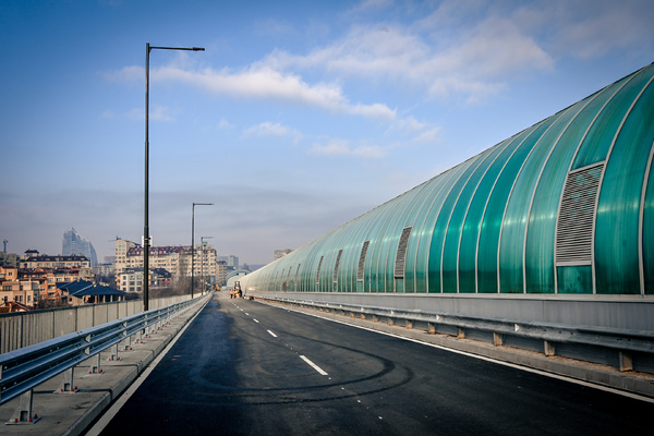 Обновеното пътно платно на моста над р. Въртопо се отваря за движение