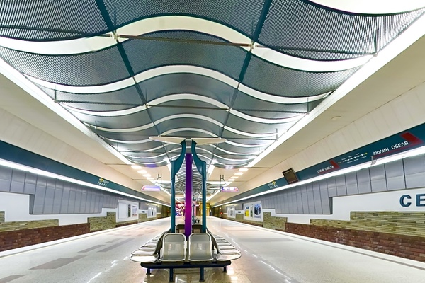 Serdica metro station